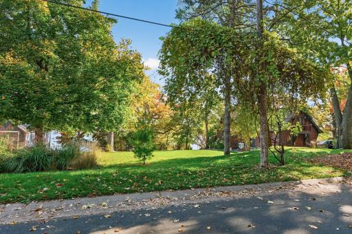 3248 Owasso Heights Road, Shoreview, MN 55126