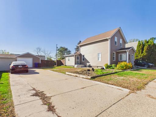 560 Burgess Street, Saint Paul, MN 55103