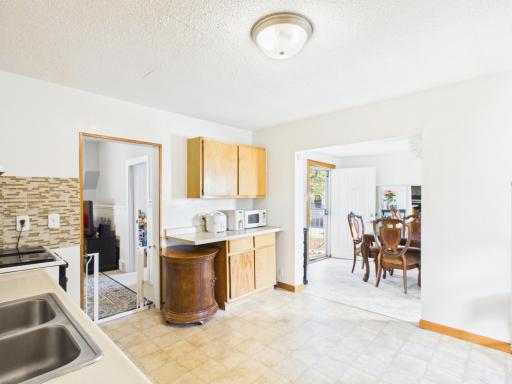 560 Burgess Street, Saint Paul, MN 55103