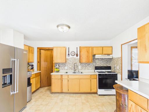 560 Burgess Street, Saint Paul, MN 55103