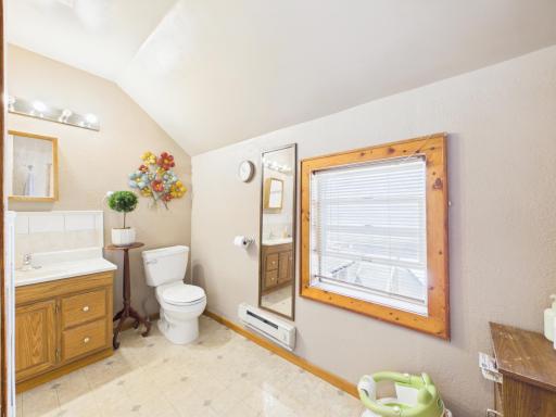 560 Burgess Street, Saint Paul, MN 55103