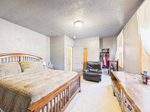 560 Burgess Street, Saint Paul, MN 55103
