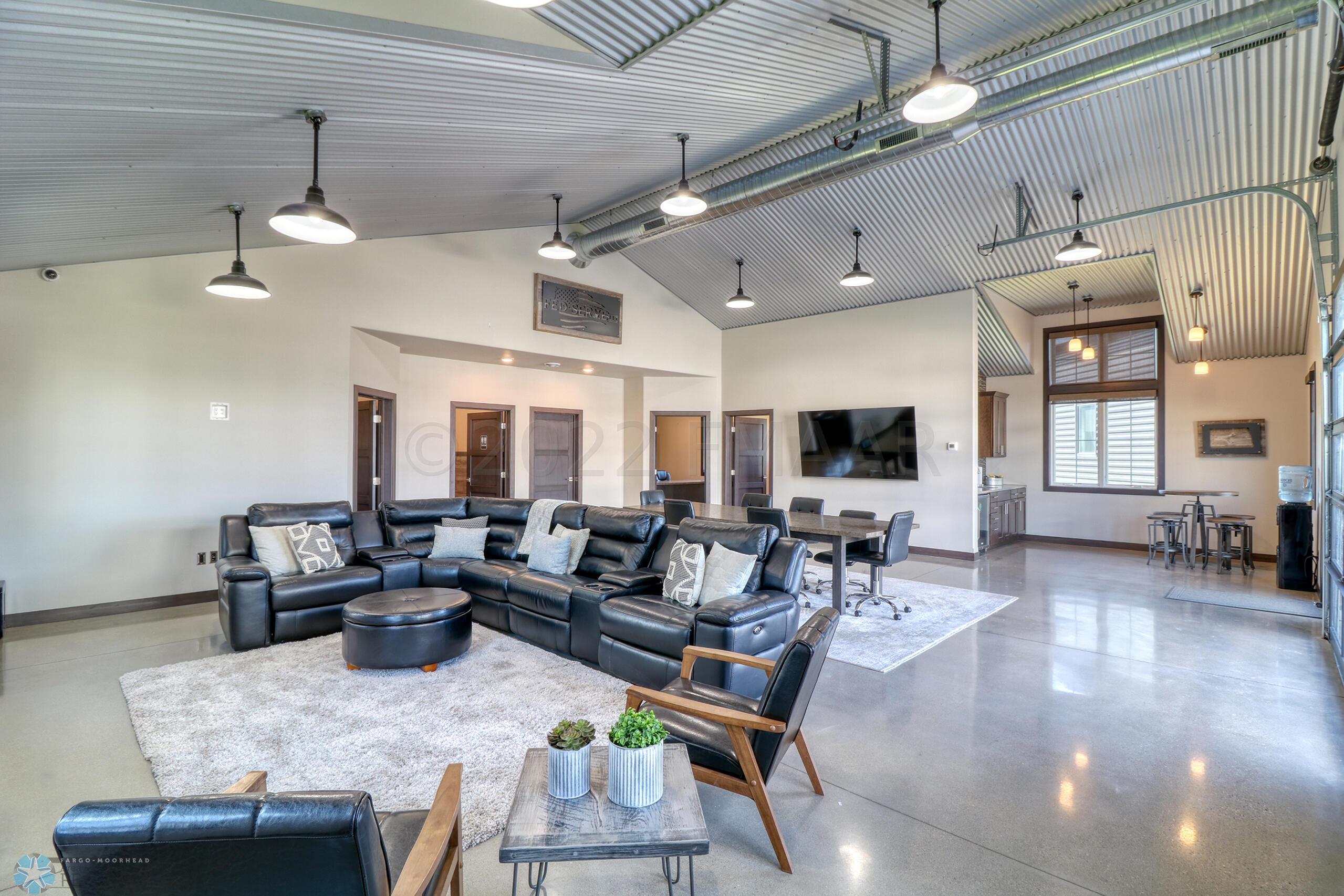 Interior1_3