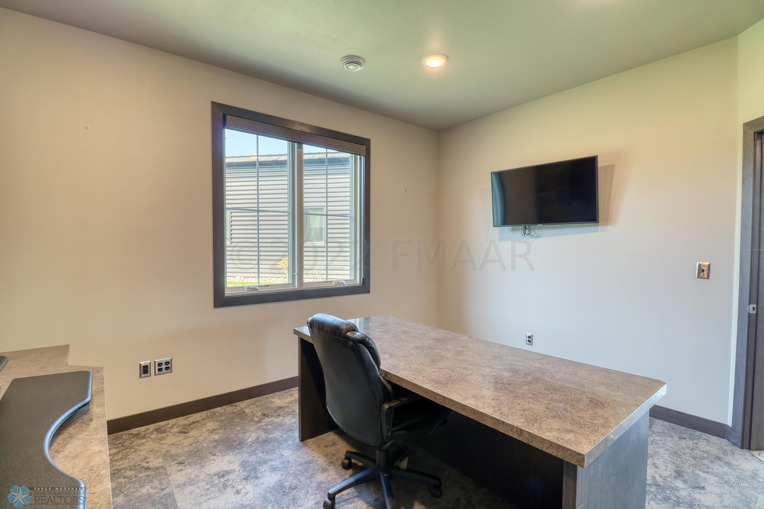 Office1_2