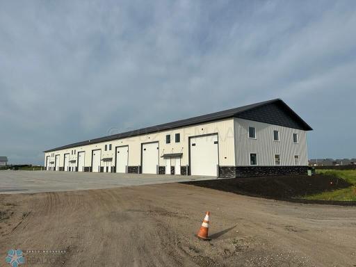 9815 INDUSTRIAL Drive, UNIT 1, Horace, ND 58047