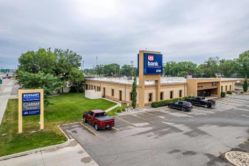 1815 UNIVERSITY Drive S, Fargo, ND 58103