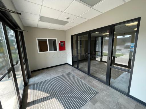 2600 9 Avenue S, Fargo, ND 58103