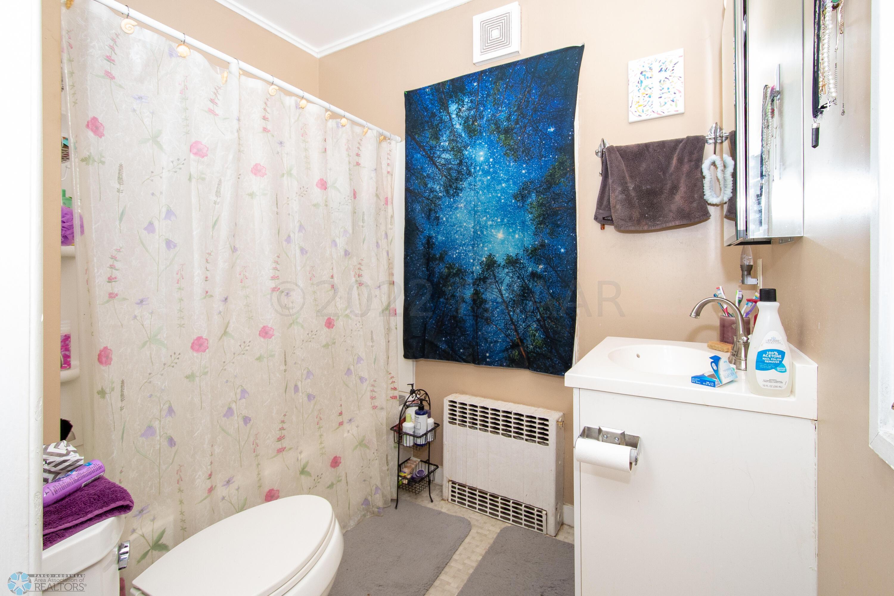 Unit 1 Bathroom