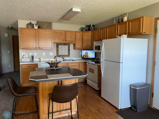 405-420 4TH Avenue SE, Gwinner, ND 58040