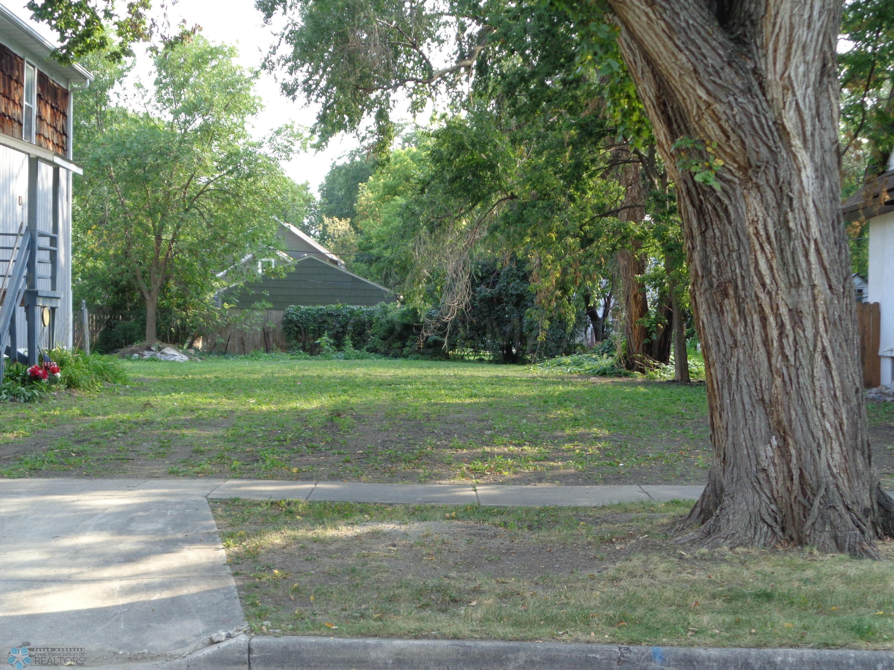 Photo for 1418 2 Avenue S, Fargo, ND 58103 - Listing #7366990 1418 2 Avenue S, Fargo, ND 58103