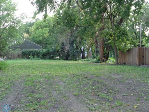 1418 2 Avenue S, Fargo, ND 58103