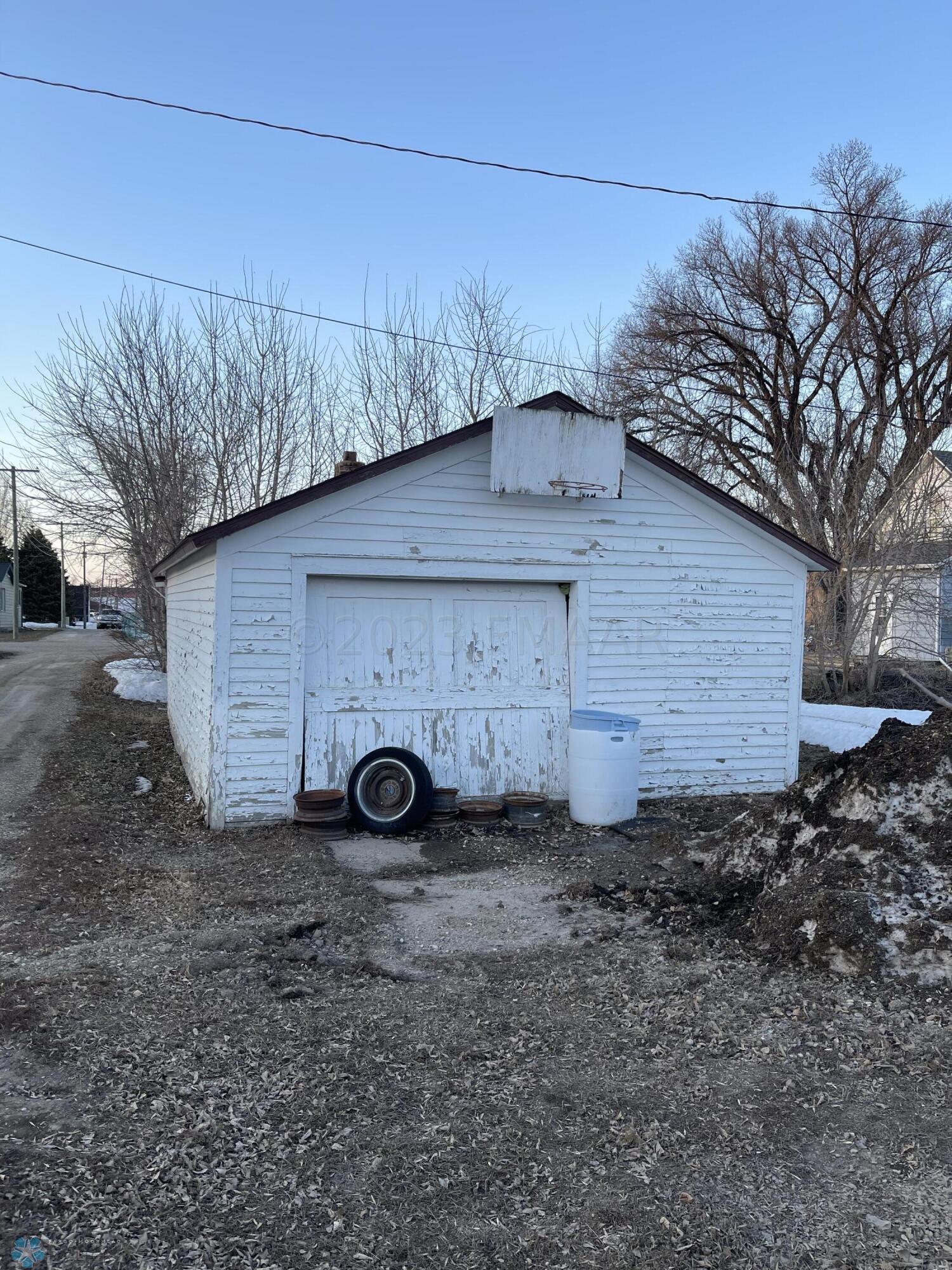 Garage