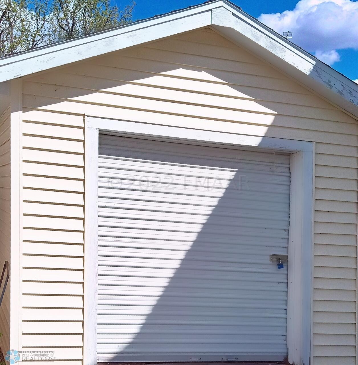 Storage shed