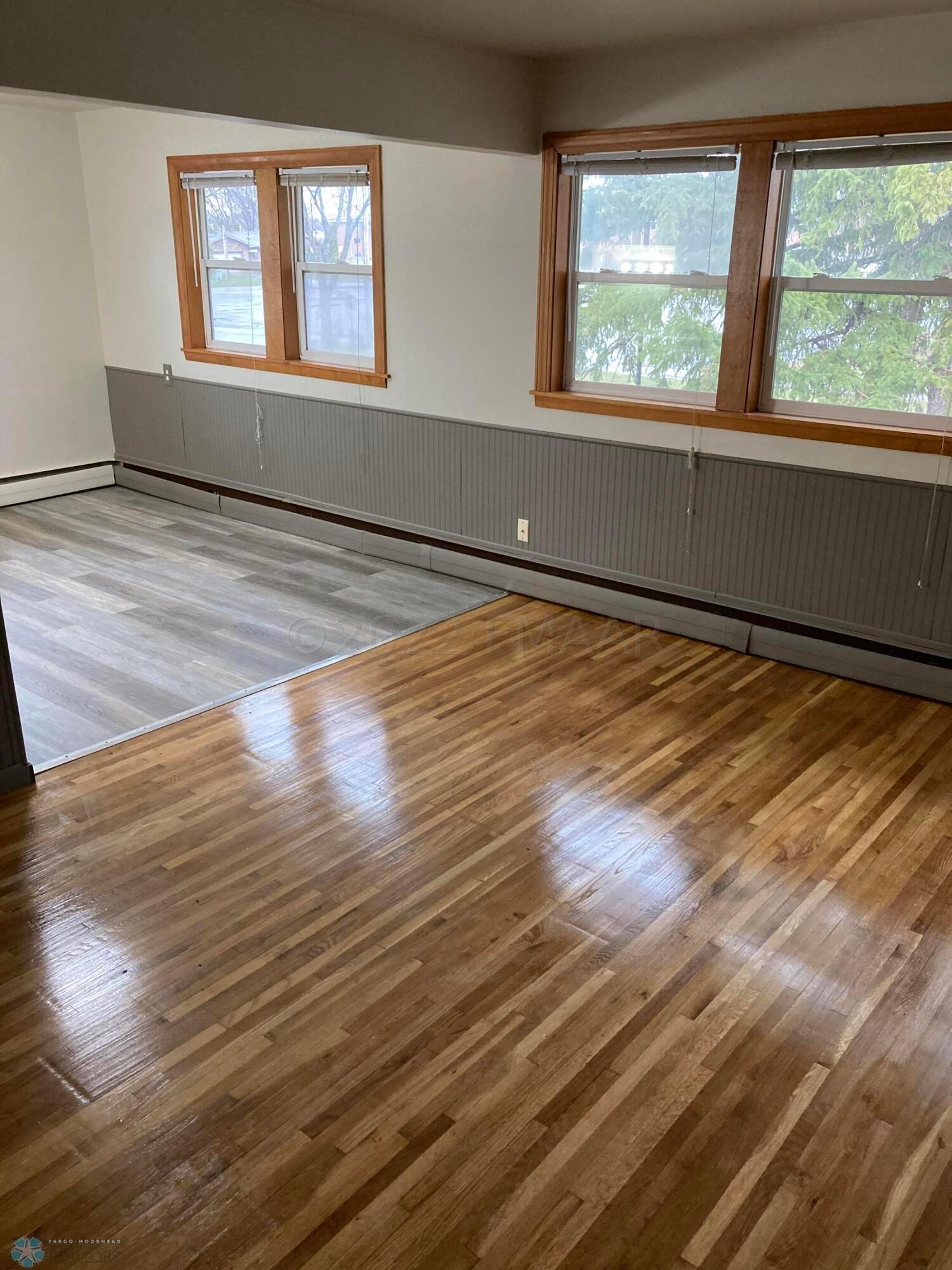 Unit 4- LR into Dining/Kitchen