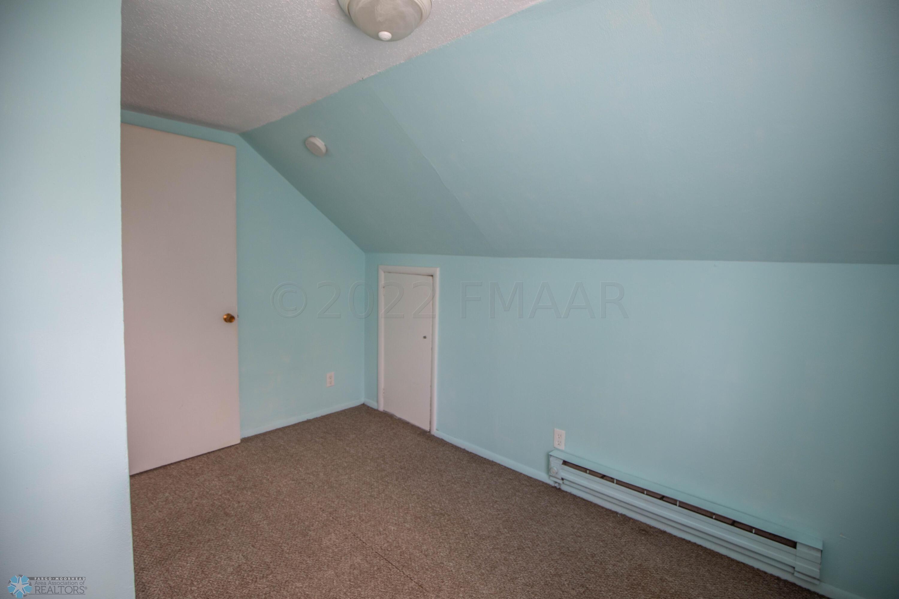 Second Level Unit