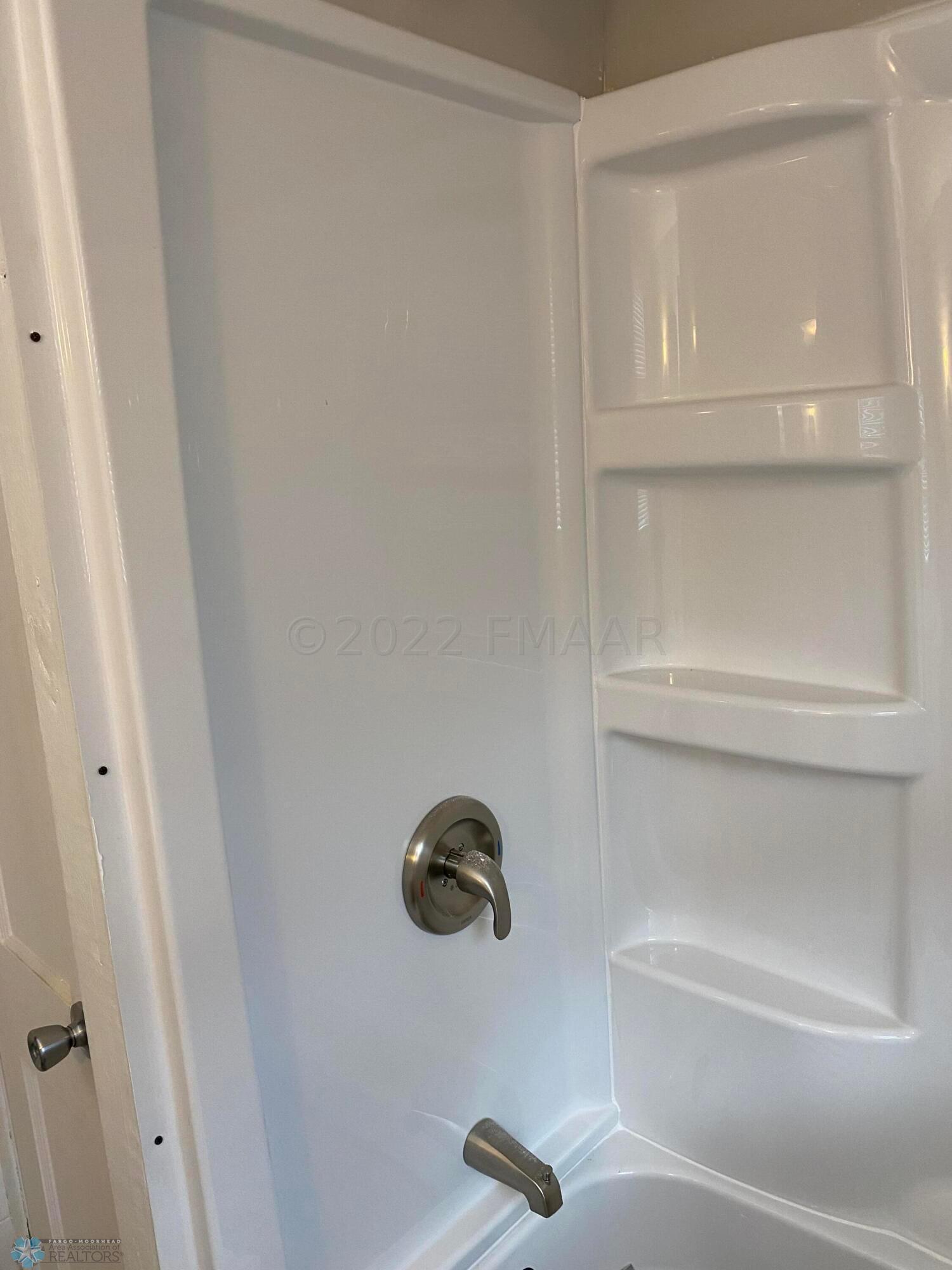 Unit 4 - Bathroom