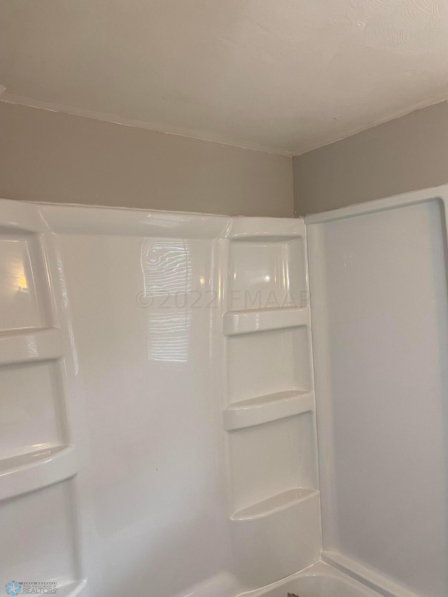 Unit 4 - Bathroom