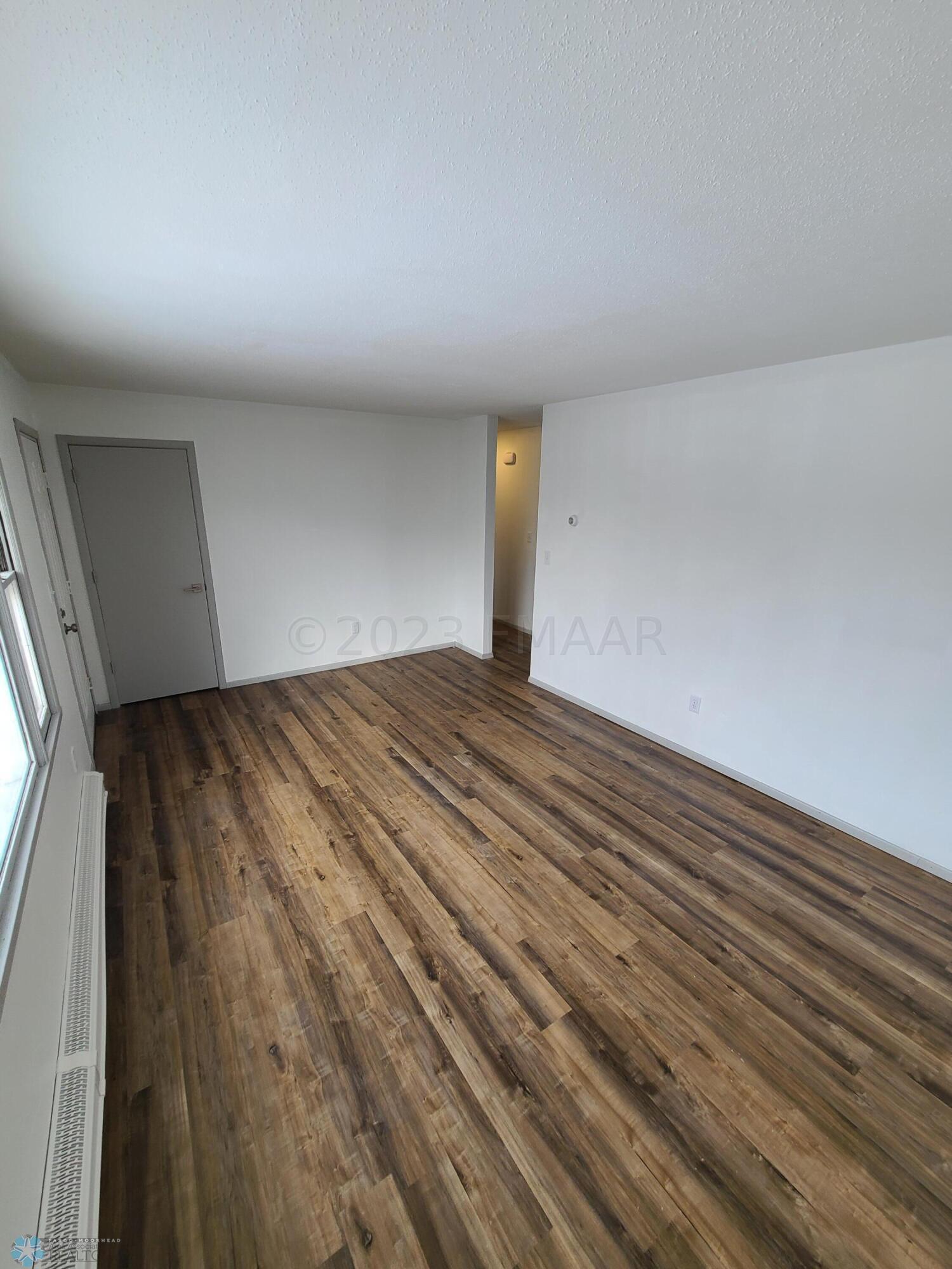 Upper unit living