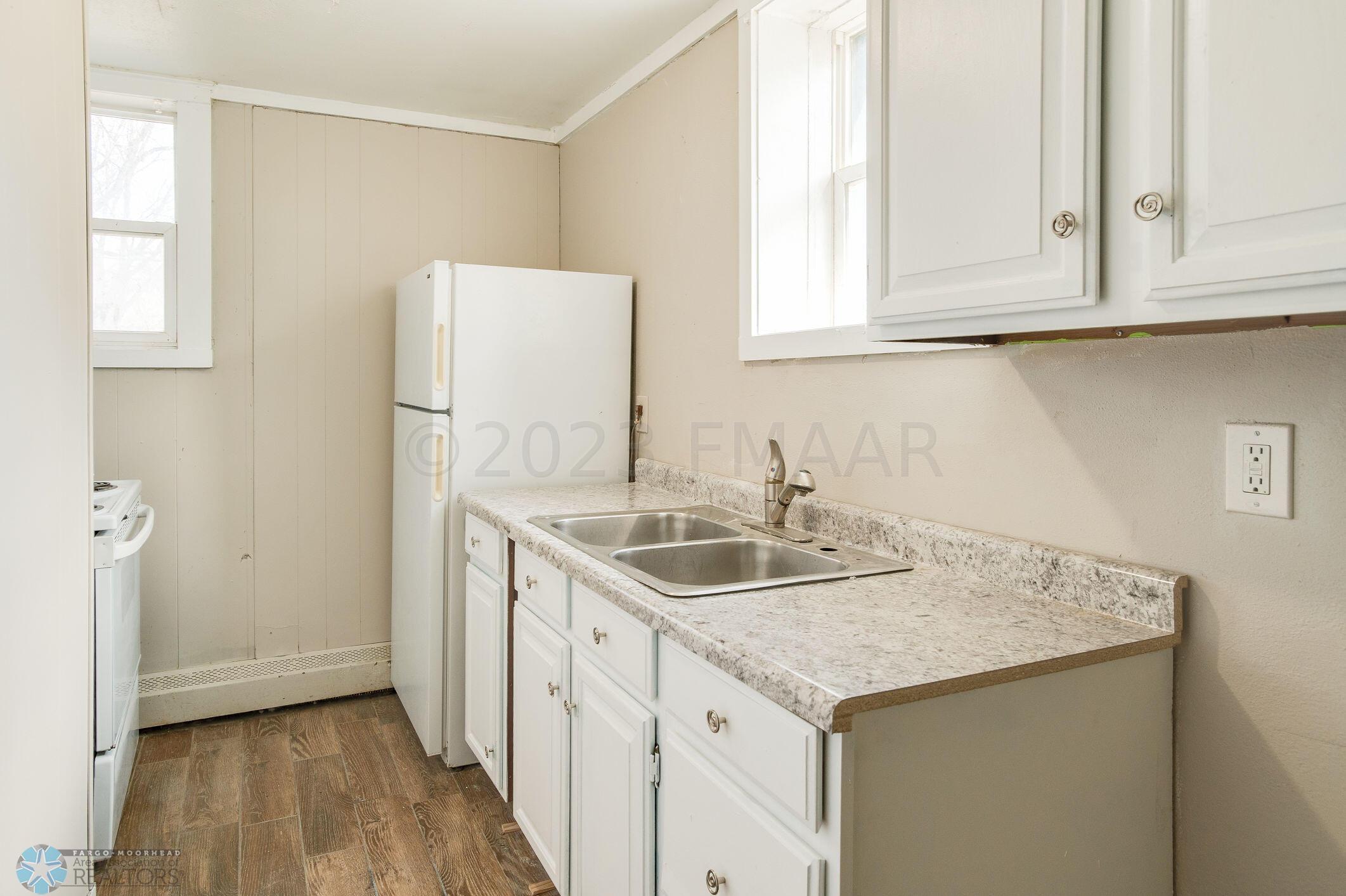 1621_3RD_AVE_S-13