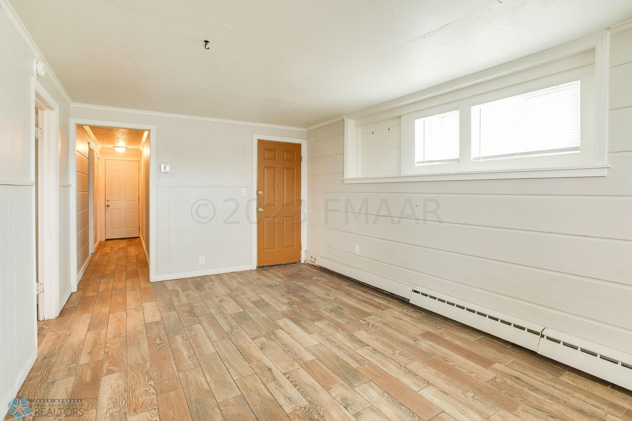 1621_3RD_AVE_S-5