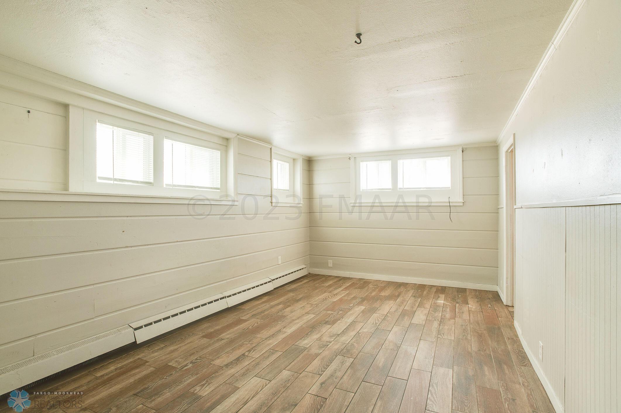 1621_3RD_AVE_S-1