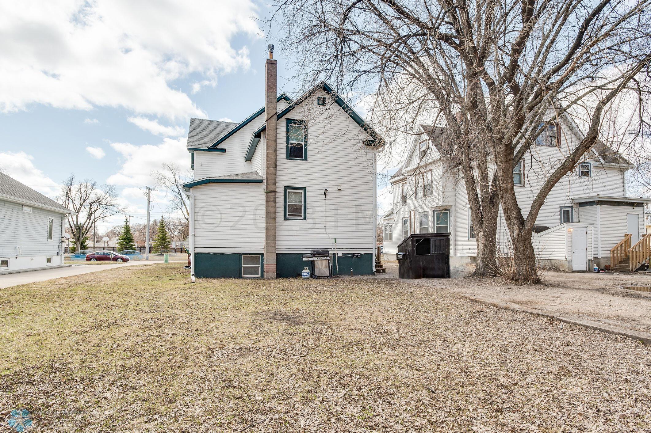 1621_3RD_AVE_S-20