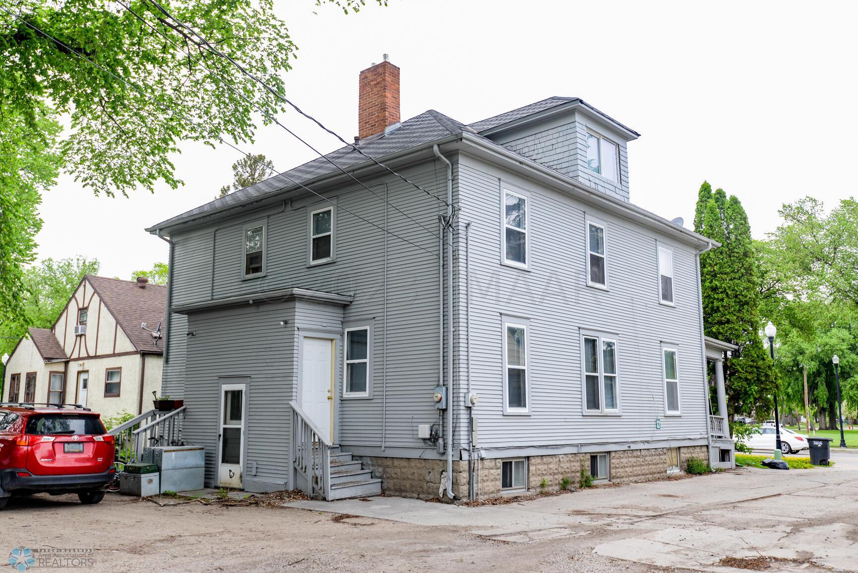 Rear/Side Exterior