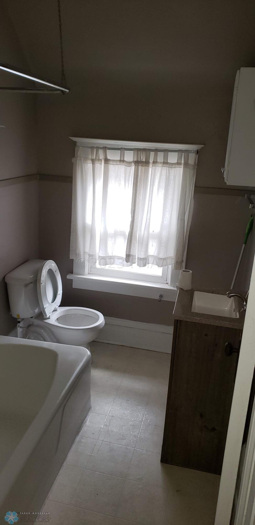 Bath Unit 2