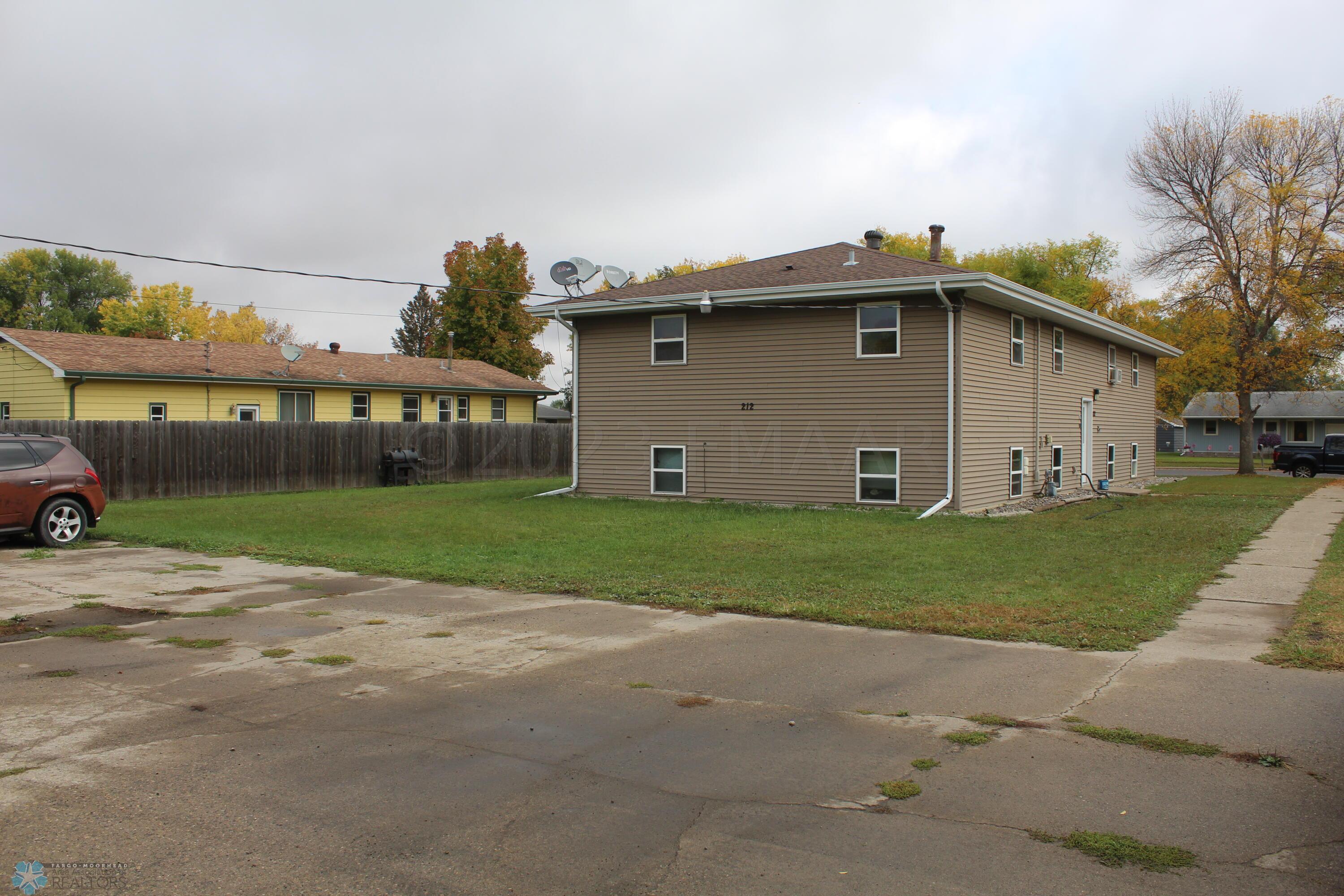 Exterior Back with parking