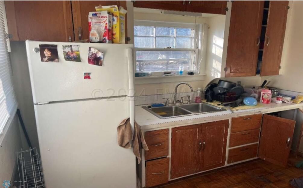 Kitchen - Upper Unit