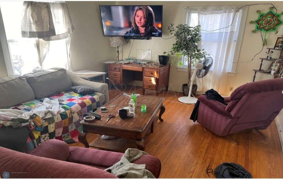 Living Room - Upper Unit