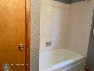 Main level full bathroom