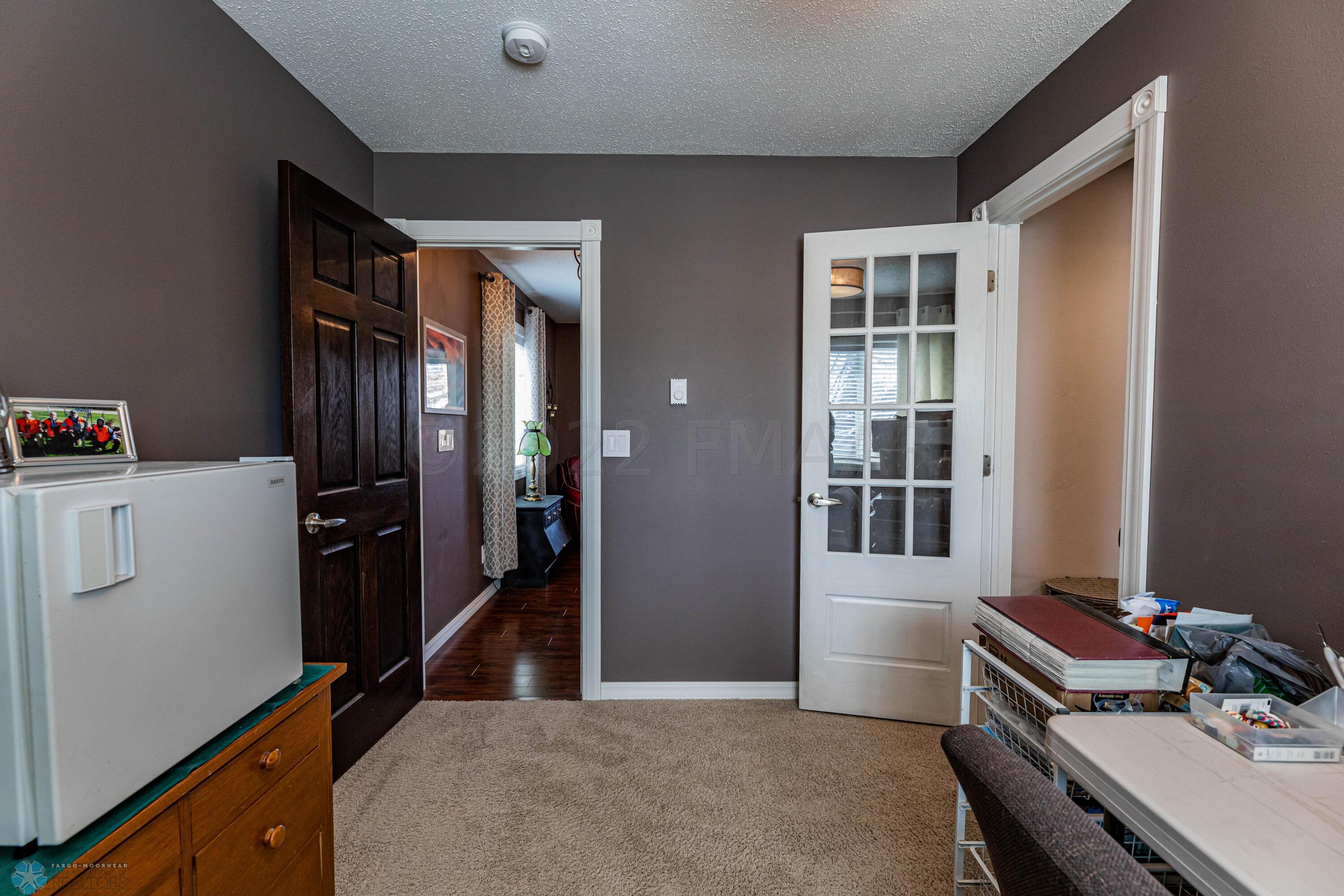 2427 27 (39 of 55)