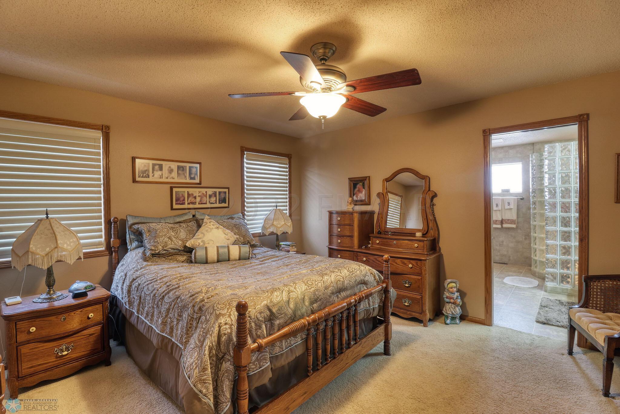 Master Bed 1