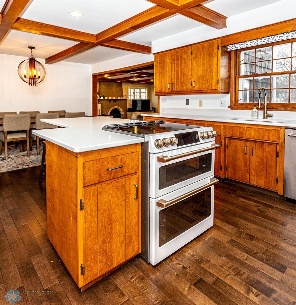 GE Cafe Range & Double Oven