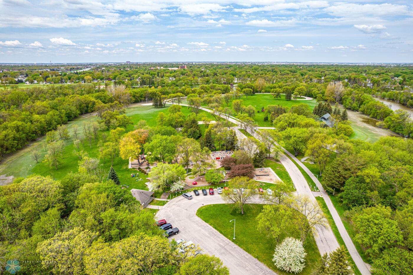 Lindenwood Park