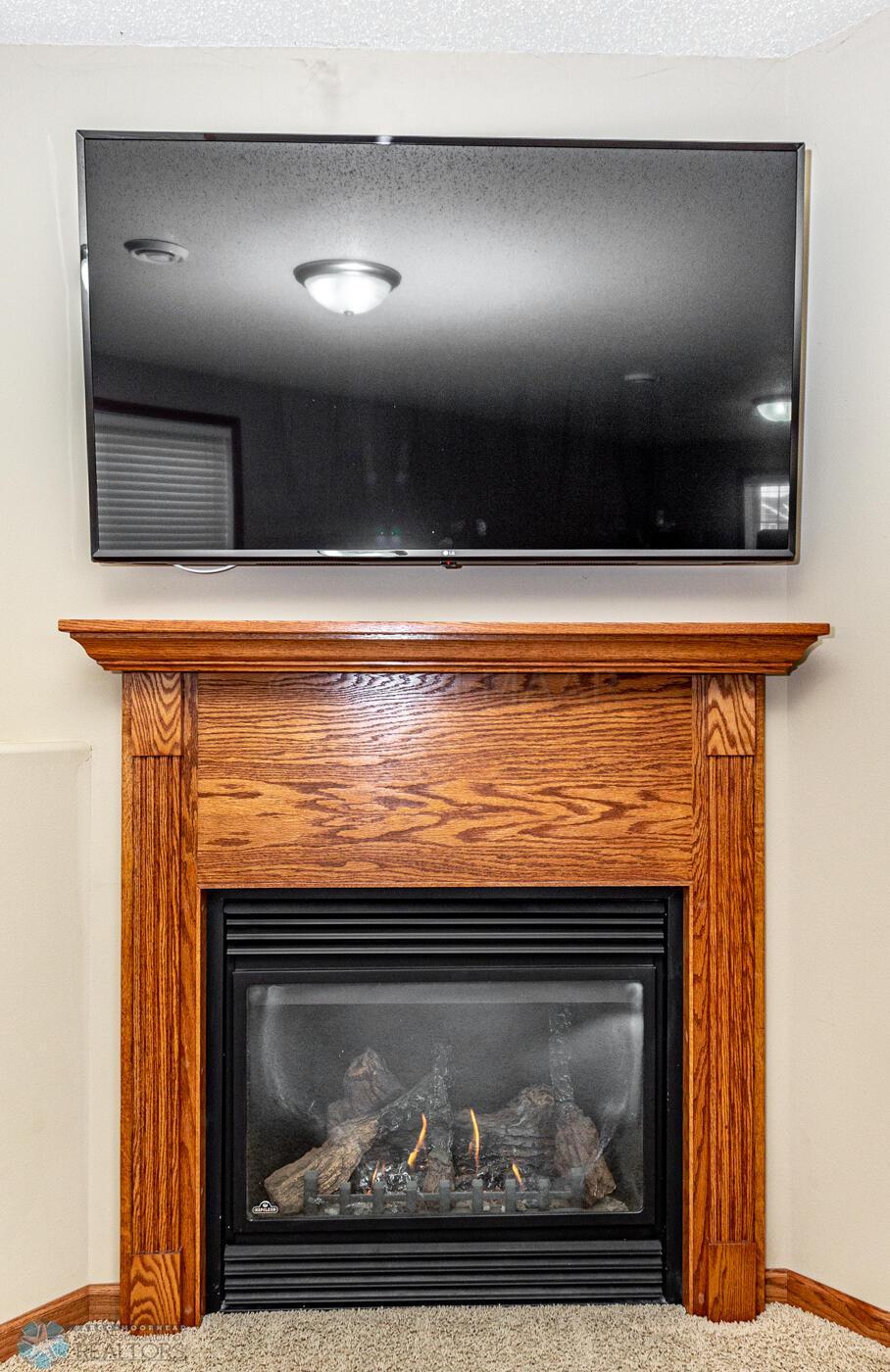 Family Room - Gas Fireplace
