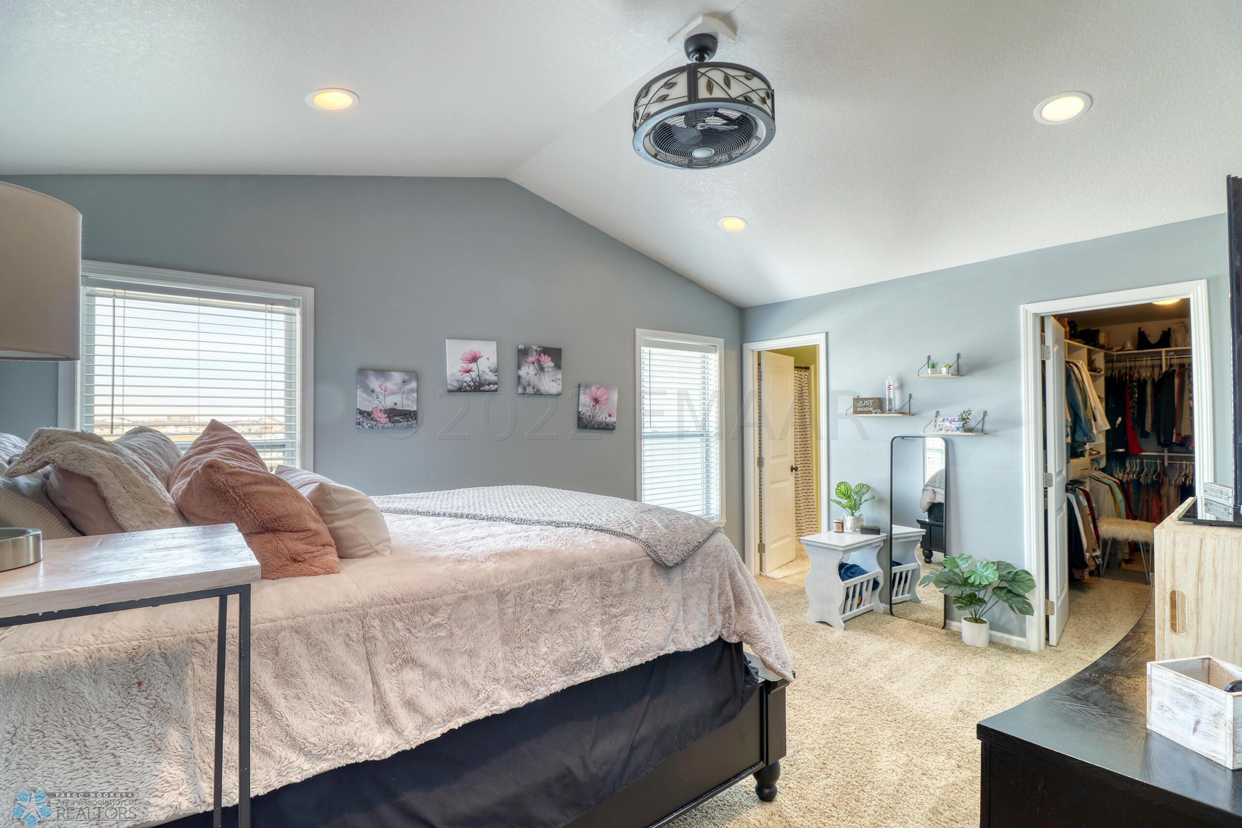 Master Bedroom1_1