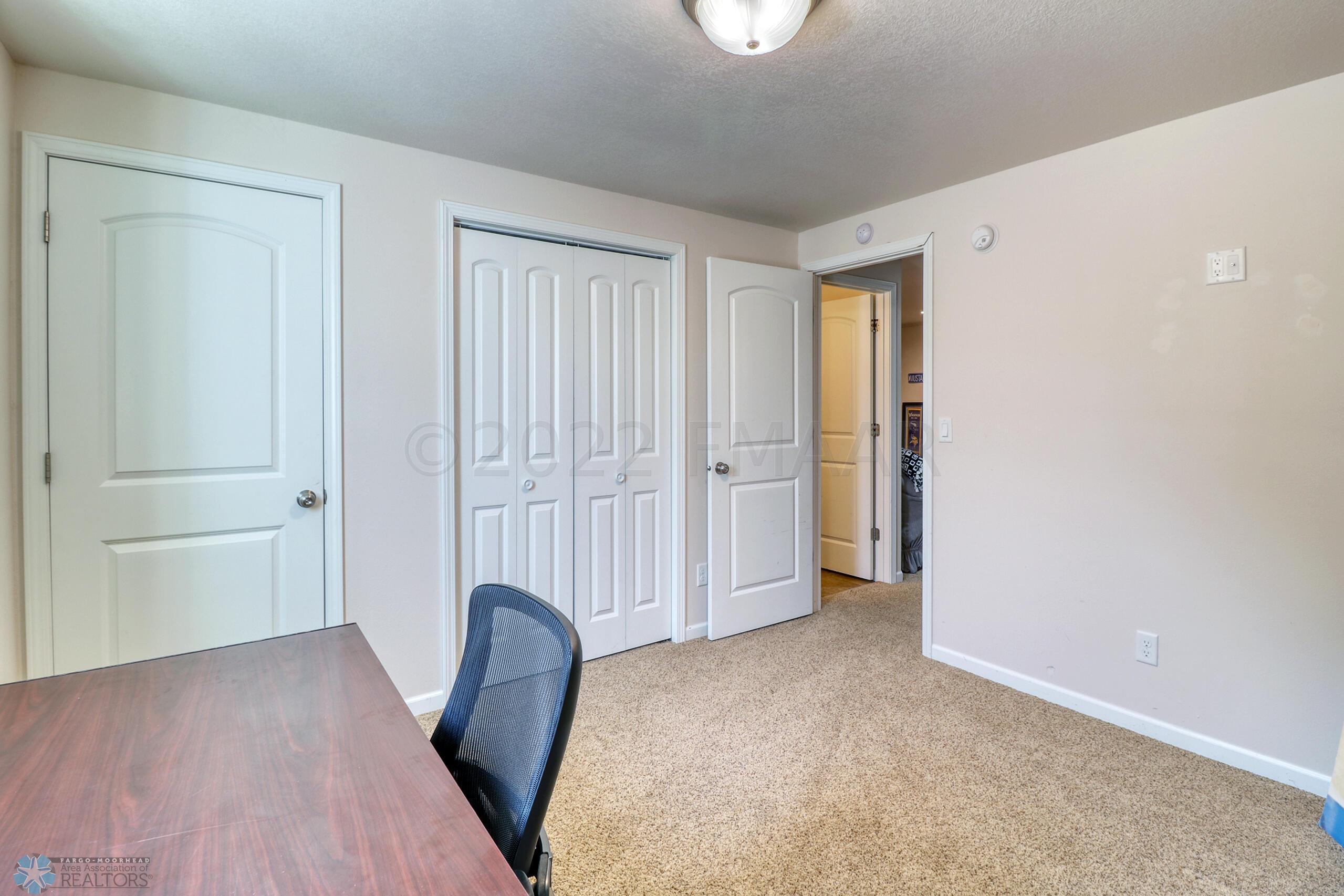 Basement Bedroom1_2