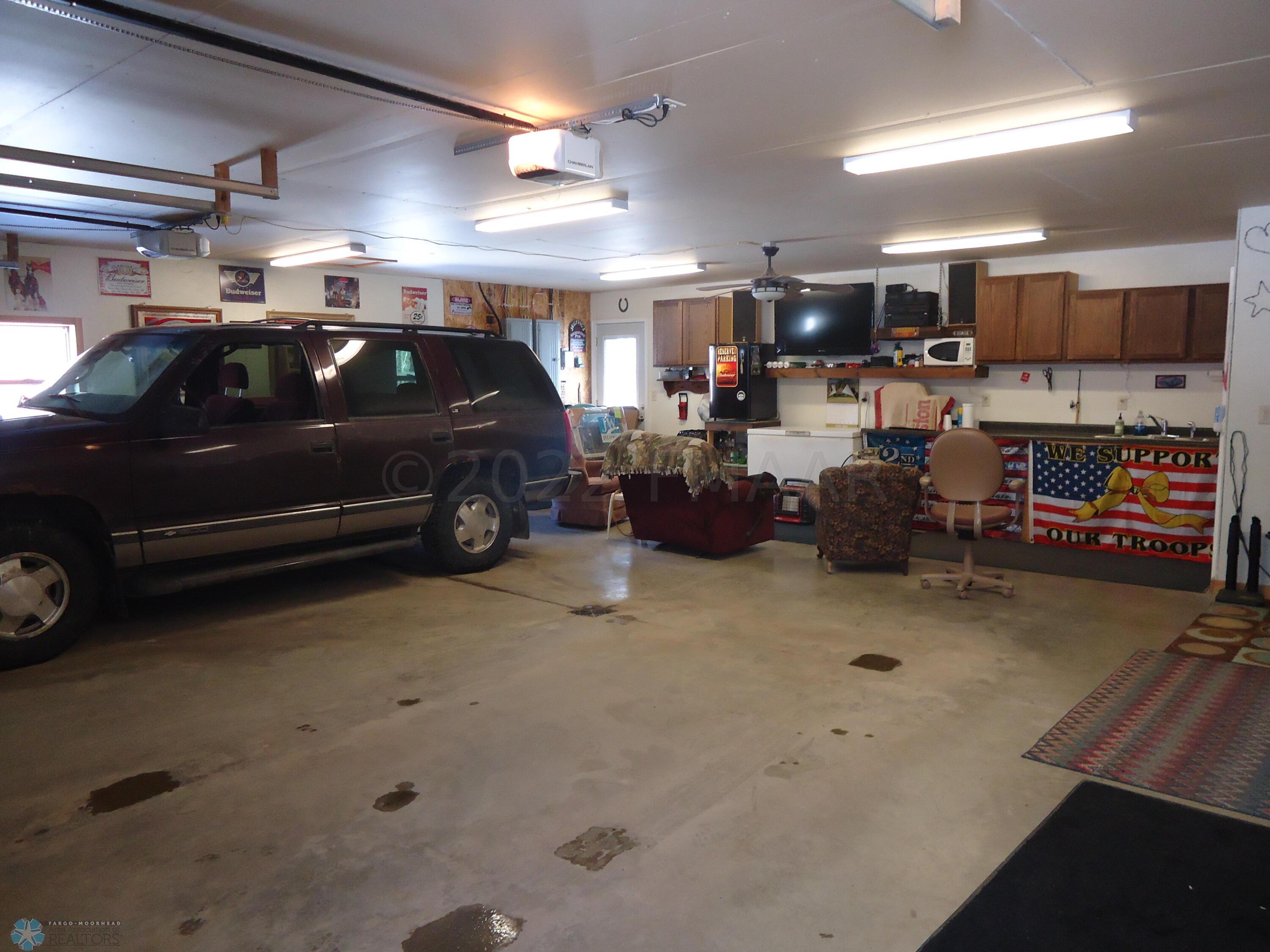 Attached Garage (Heated)