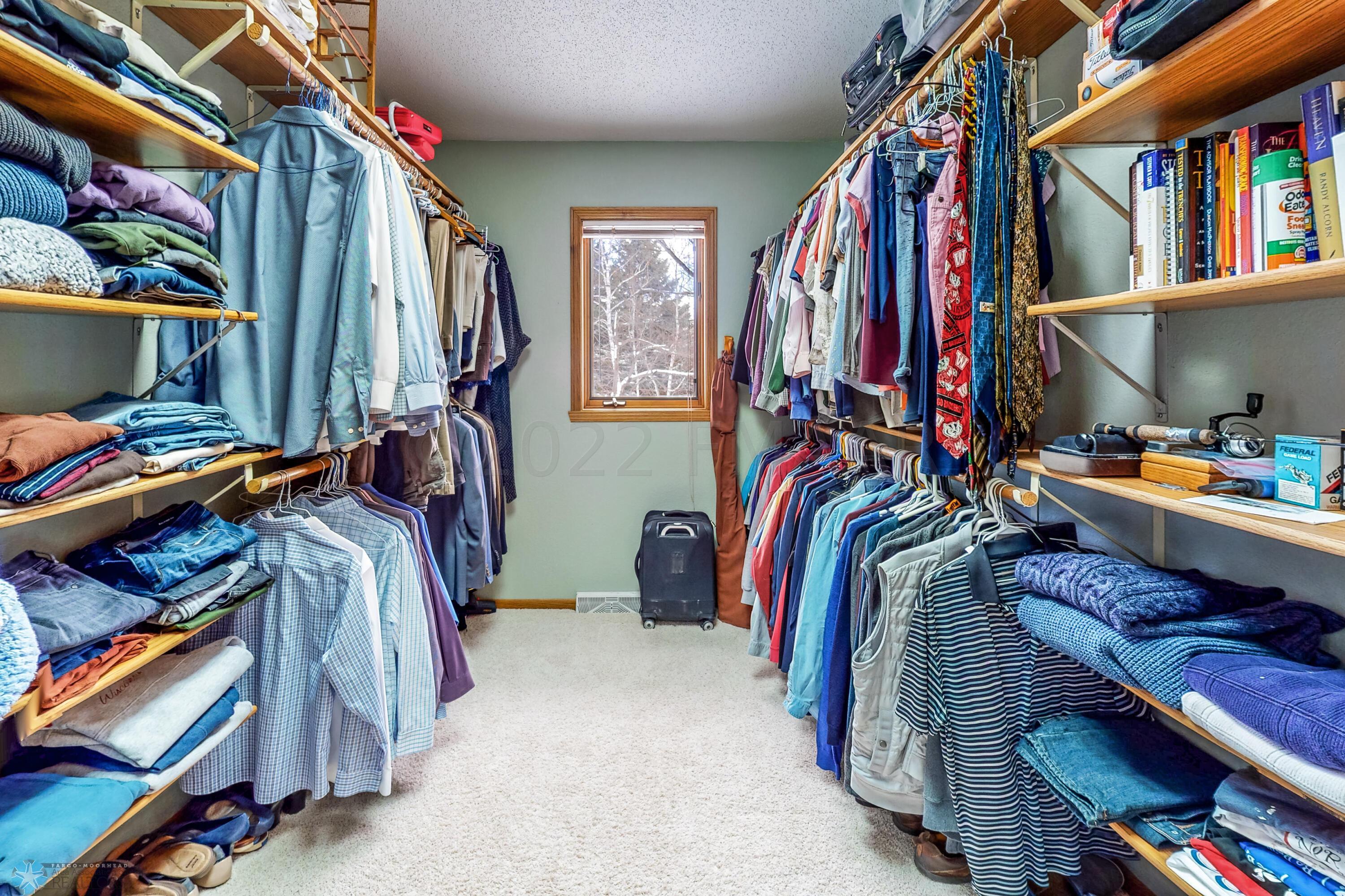 Walk in closet