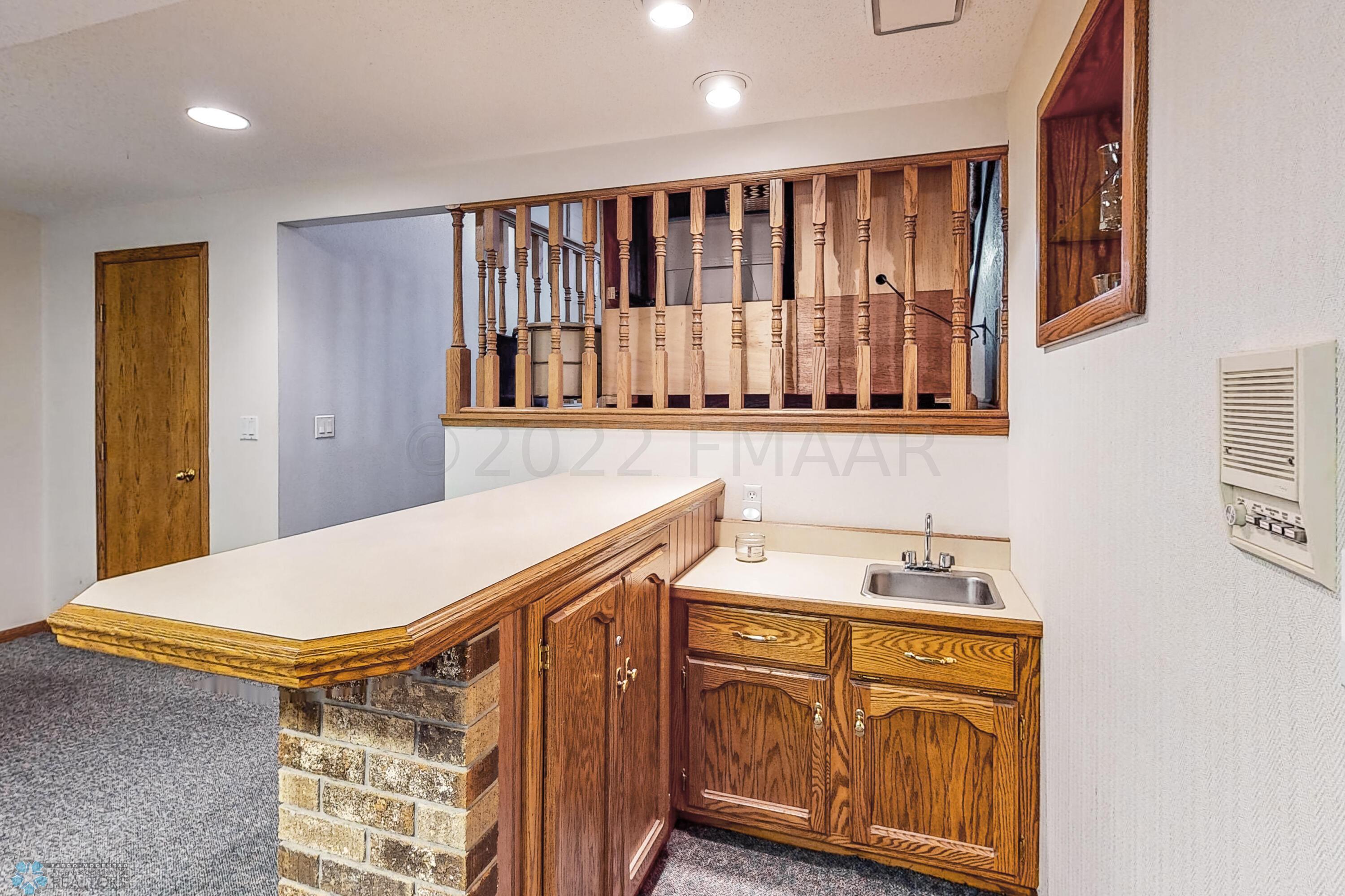 Wet bar