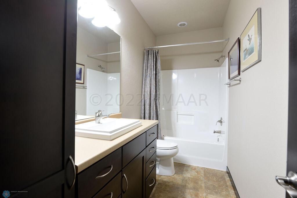 6285 13th Circle S Fargo