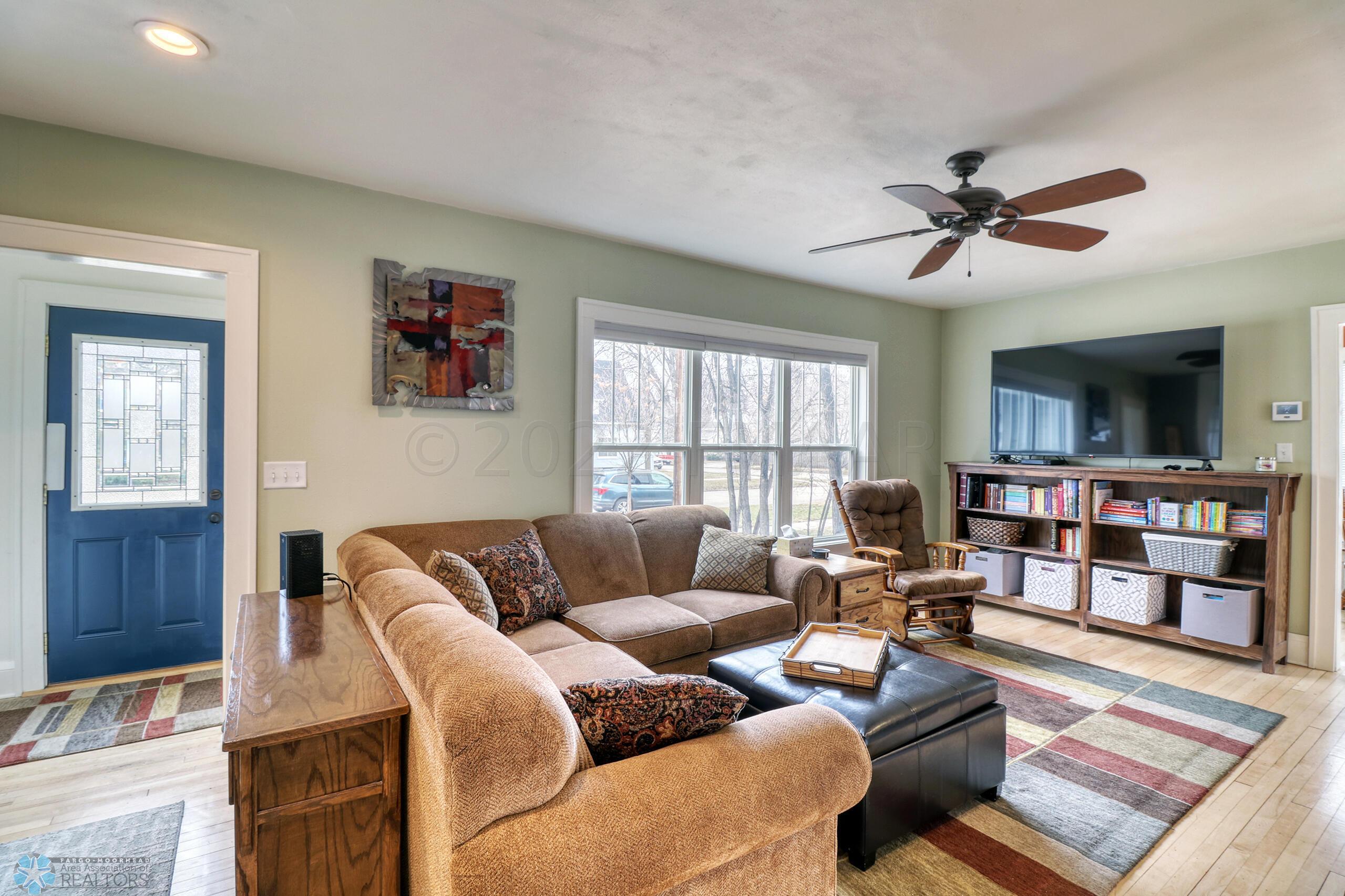 Living Area1_0