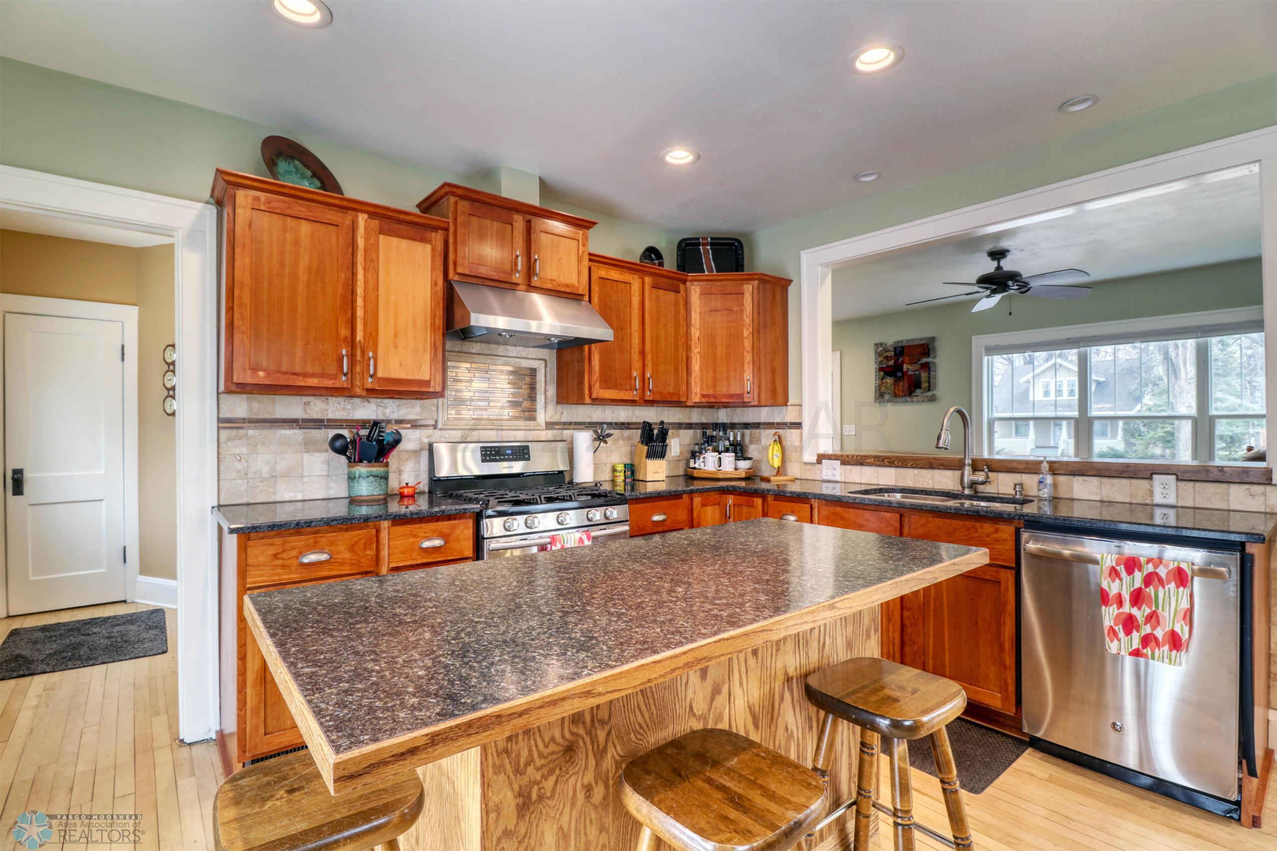 Kitchen1_1