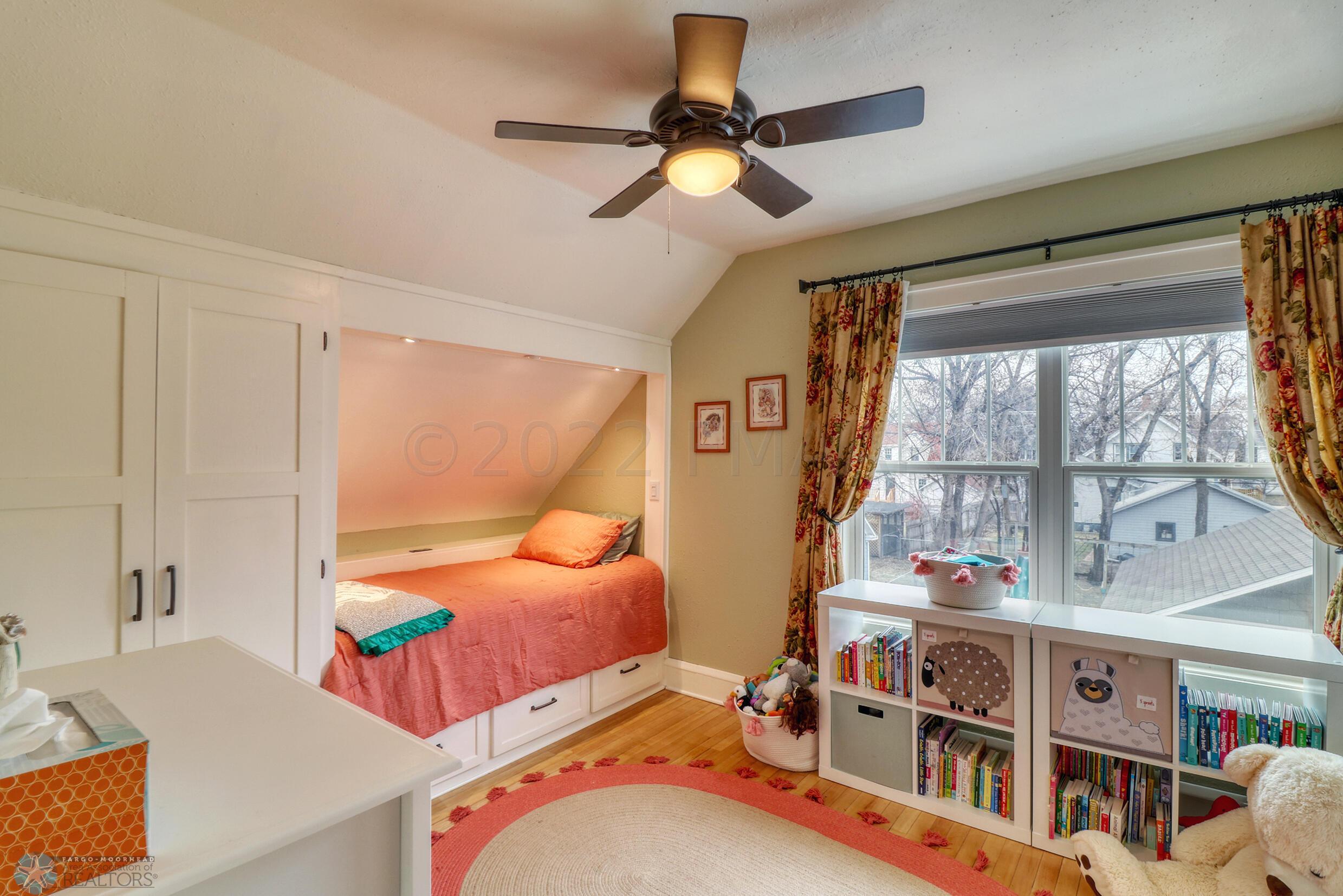 Bedroom2_1