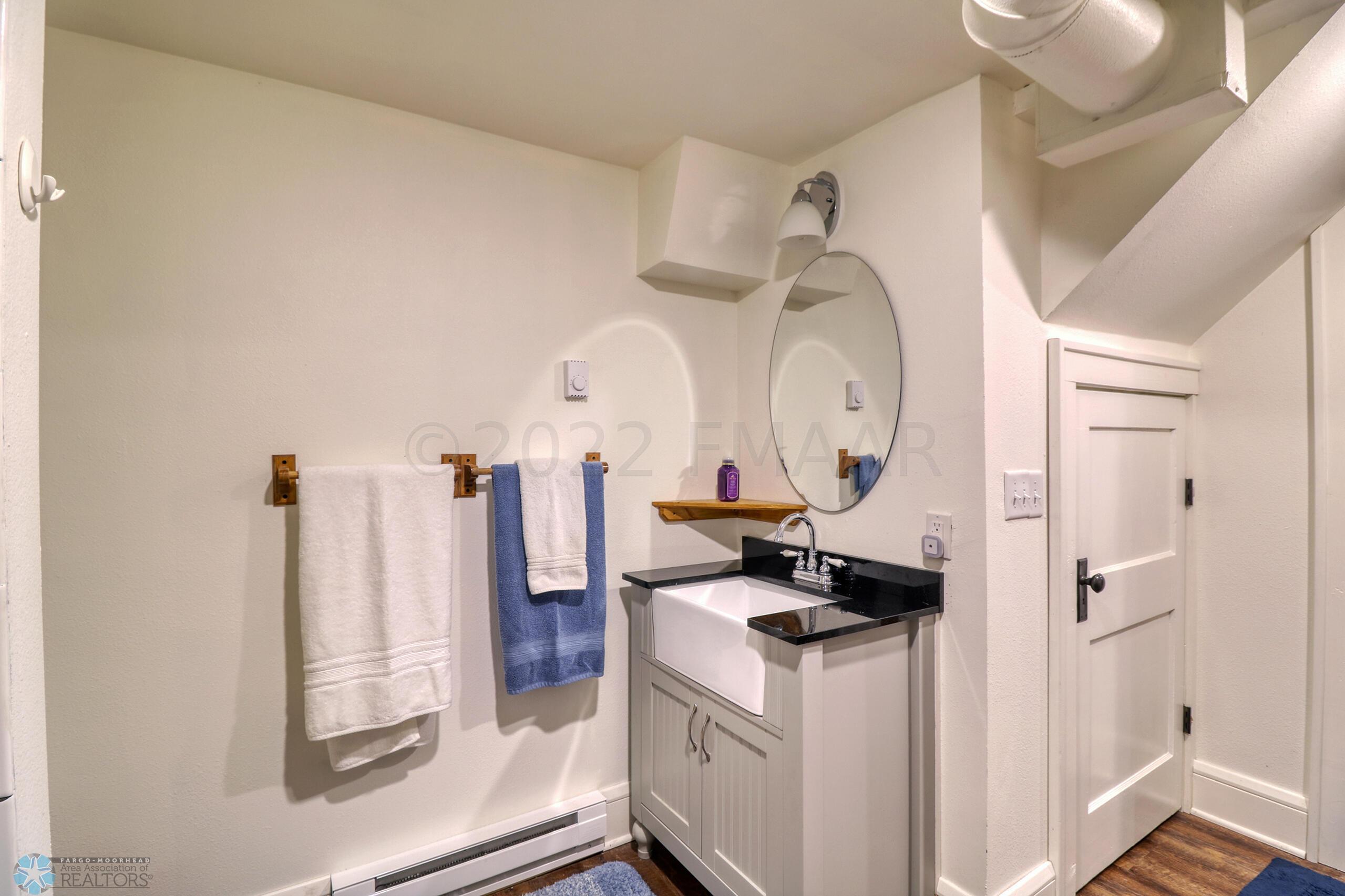 Basement Bathroom1_1