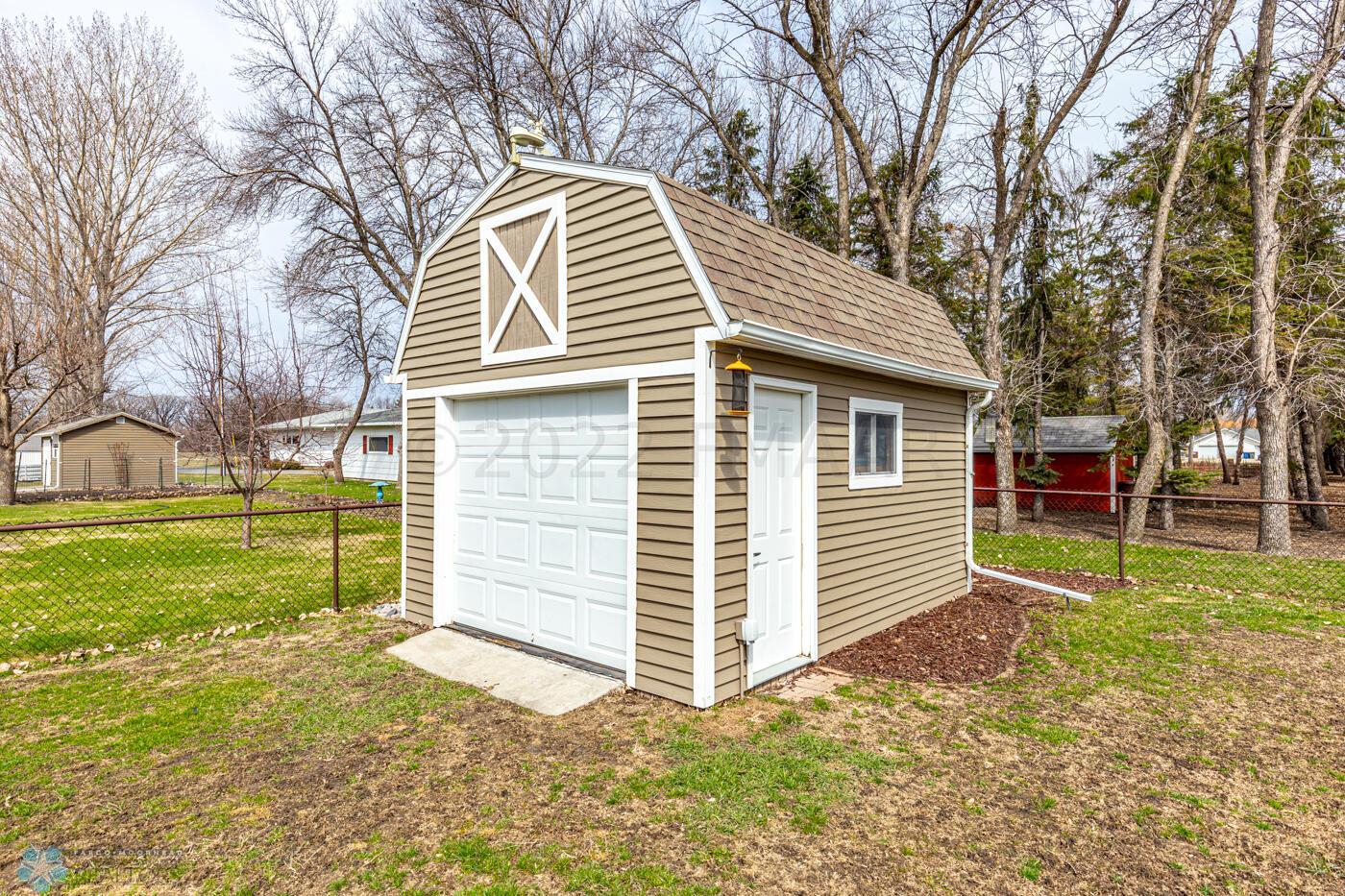 Shed