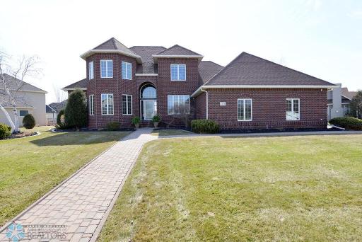 4226 TIMBERLINE Drive S, Fargo, ND 58104