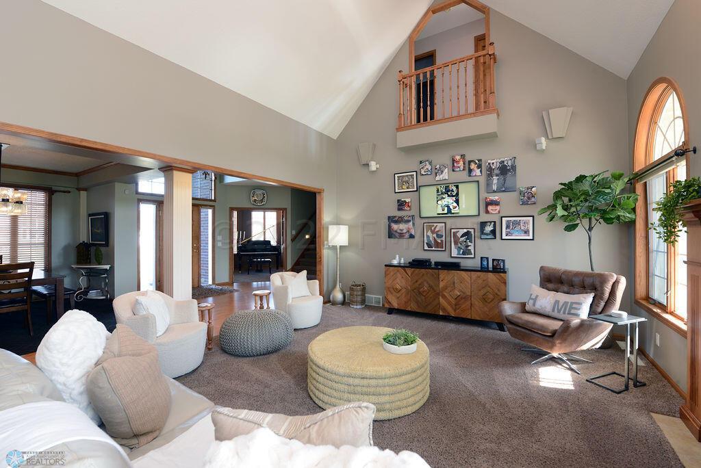4226 Timberline Dr Fargo